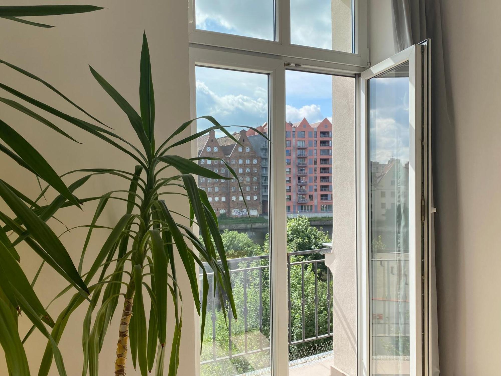 Hello Apartments Amazing River View 4 Bedrooms & Balcony Гданськ Екстер'єр фото